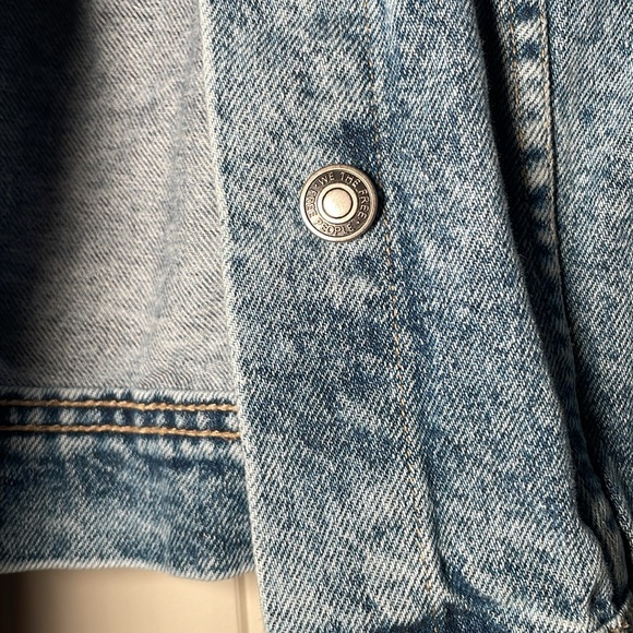 FREE PEOPLE | Rumors Denim Jacket in Light Indigo - Picture 5 of 11